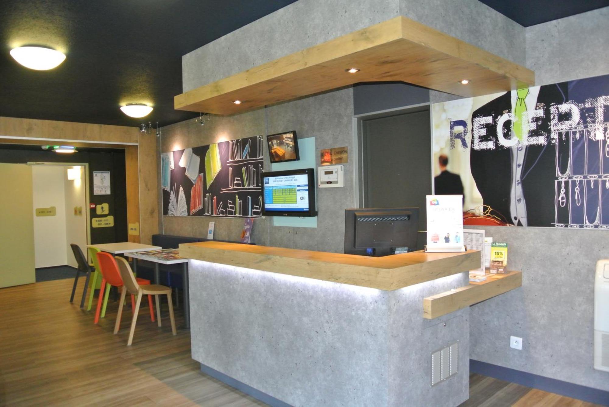Ibis Budget Chambery Sud Challes Les Eaux Exterior photo